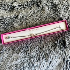 Dainty Heart Bracelet